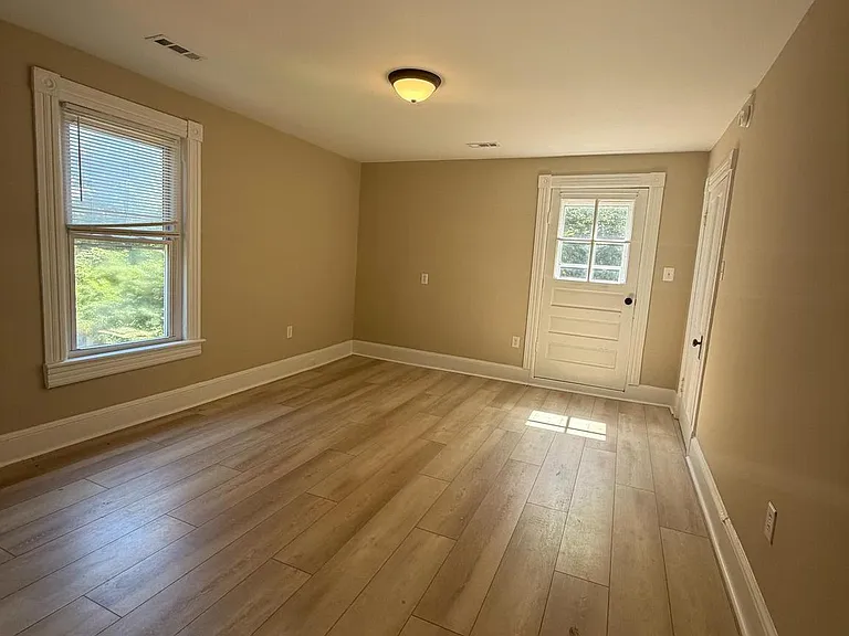 524 N Braddock St — Photo 5