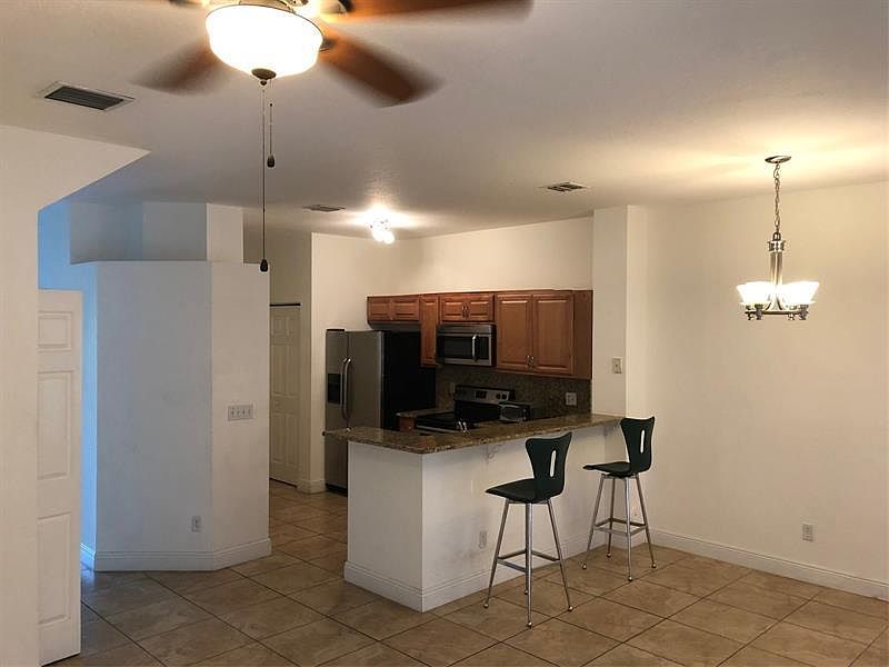 2nd image of 3120 Enclave Way