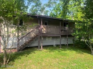 387 Grayson Ave, Pass Christian, MS 39571