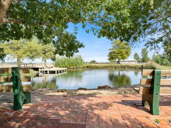 311 Windy Ln, Taylor, TX 76574