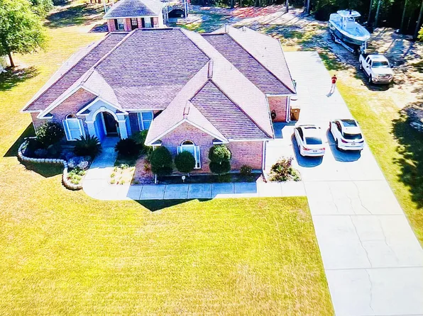 3137 Cypress Creek Dr, Diberville, MS 39540