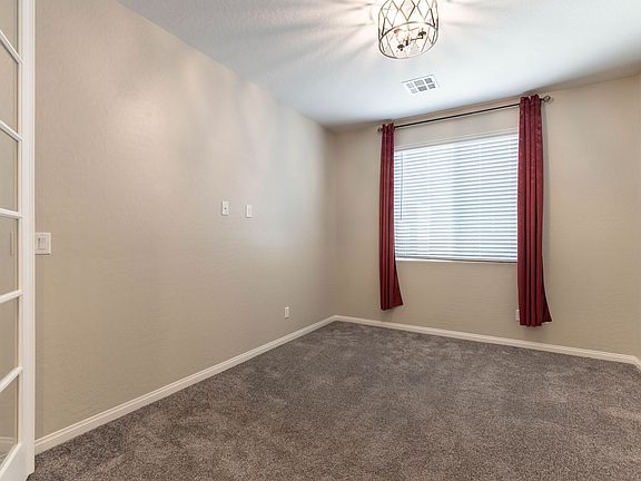 5th image of 343 Silva Pl