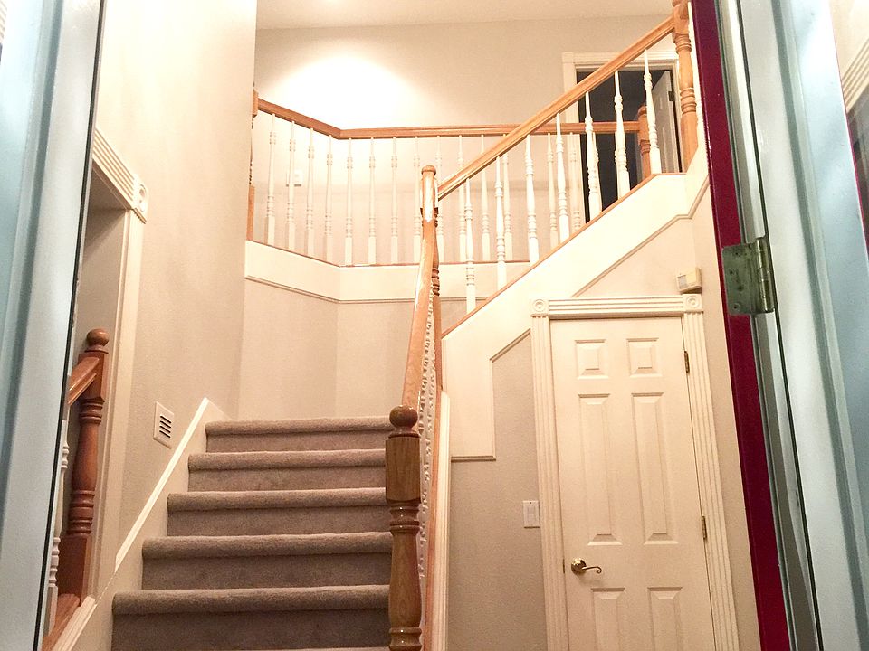 1st image of 14293 SE Meadows Ln