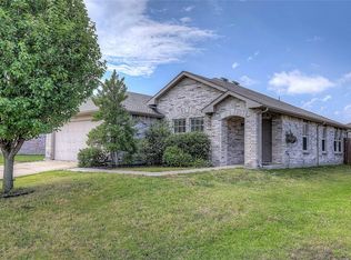 523 Silver Leaf Dr, Fate, TX 75087