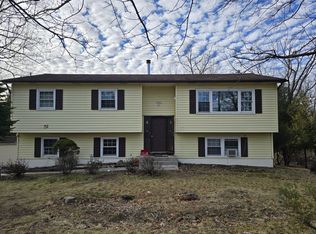 51 New County Rd, Airmont, NY 10952