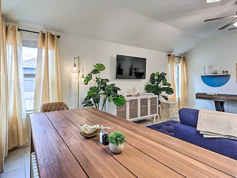 140 Oakhill Dr — Photo 17