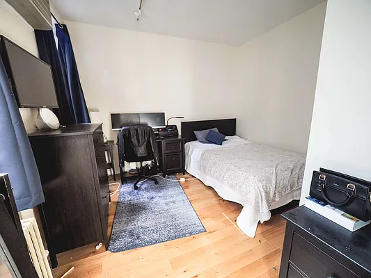 Rented by J & M Realty Services Corp (Management) | media 6