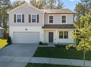 1448 Heron Pond St, Raleigh, NC 27604