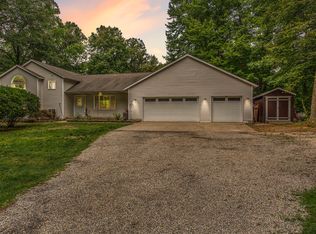 7080 Rolling Oaks Ln, Middleville, MI 49333