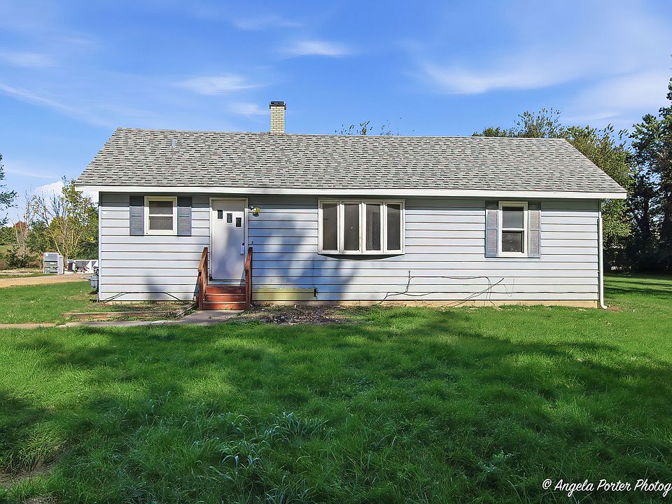 1st image of 3320 Bull Valley Rd