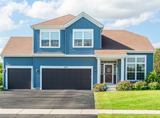 438 E Dekalb Dr, Maple Park, IL 60151