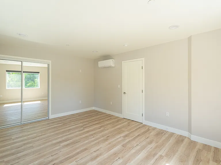 Upstrairs Bedroom 3