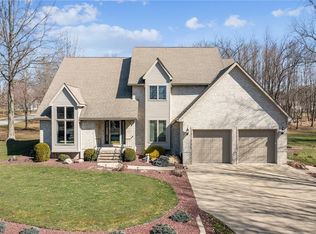 404 Oneida Trl, Mercer, PA 16137