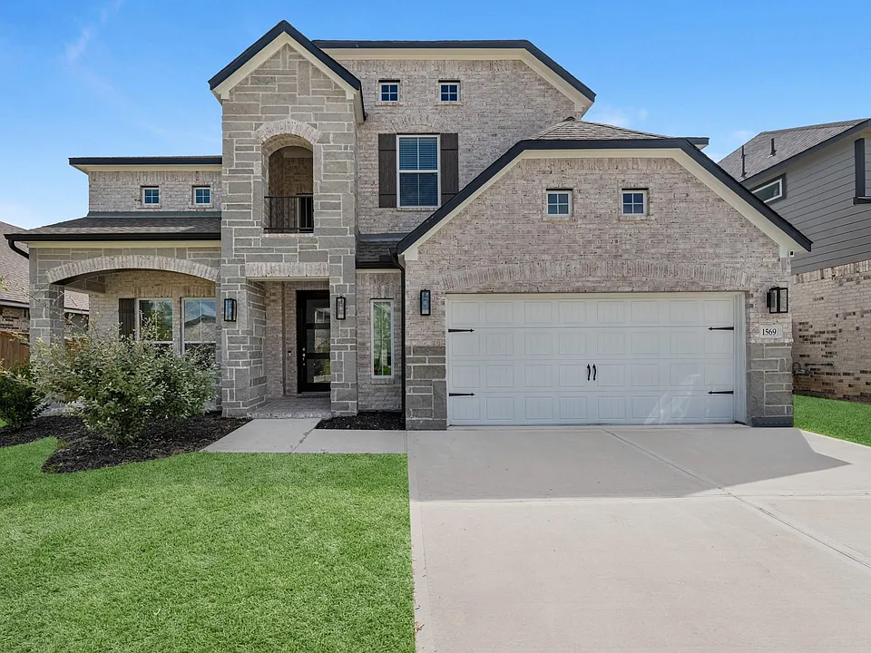1569 Sunrise Gables Dr