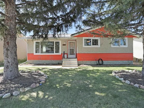 59 Greenbrook Dr E, Brooks, AB T1R 0J6