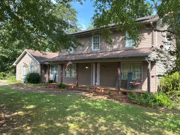210 Trailwood Dr, Spartanburg, SC 29301