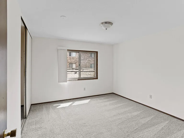 Parkridge Way Apartments — Photo 30