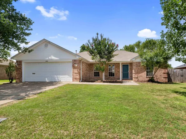2760 York Ln, Conway, AR 72034