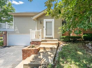 2237 Ole Castle Ct, Chesterfield, MO 63017