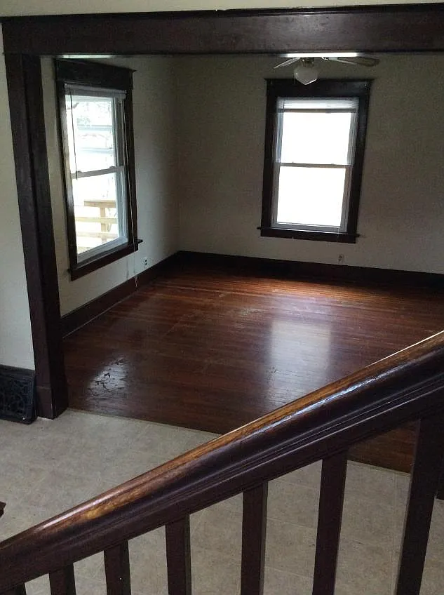 1237 Peach St — Photo 3