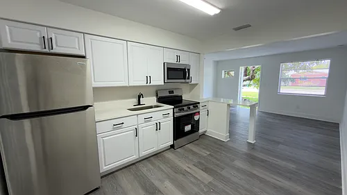 3847 Maxine St Photo 1