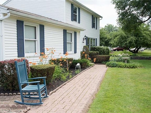 3rd image of 7260 Cherry Tree Dr