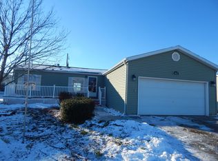 4433 SE Grand Oaks Ave, Topeka, KS 66609