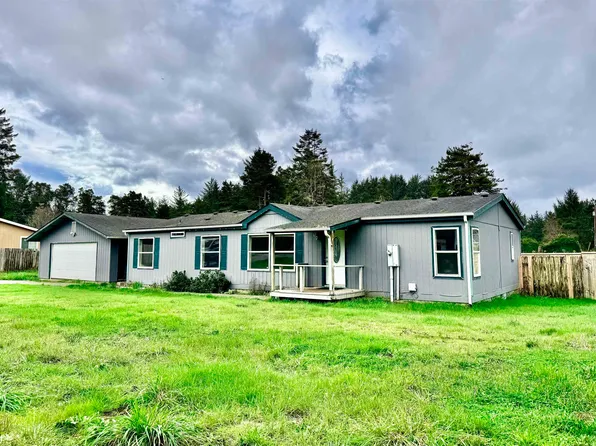2100 Old Mill Rd, Crescent City, CA 95531