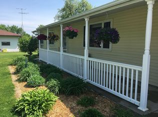 809 Mills St, Brooklyn, IA 52211