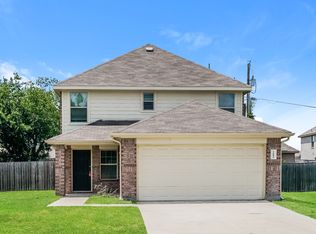 1600 E Cardinal Dr, Ennis, TX 75119