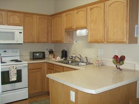 4th image of 9123 Chimneyrock Blvd