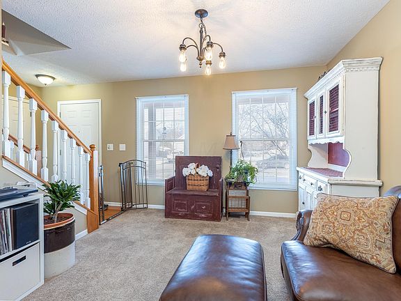 4th image of 1780 Creekview Dr