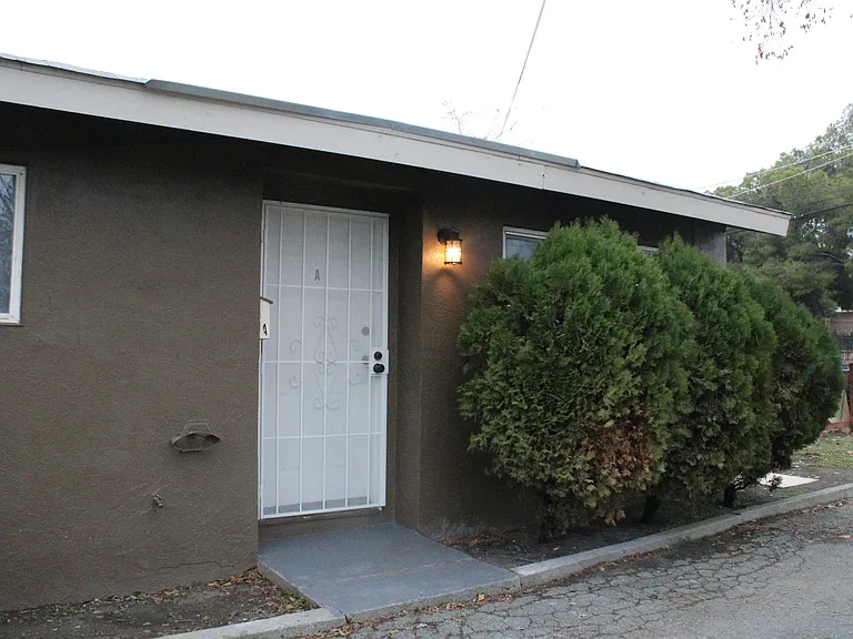 1910 Cavallo Rd — Photo 2