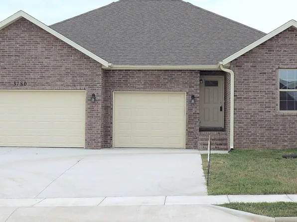 3780 W Riley Street, Bolivar, MO 65613