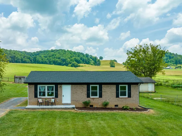 8796 Rich Valley Rd, Bristol, VA 24202