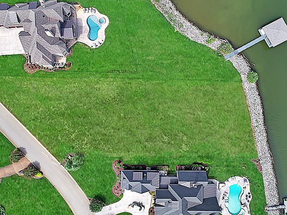 5th image of 3603 Waterside Way
