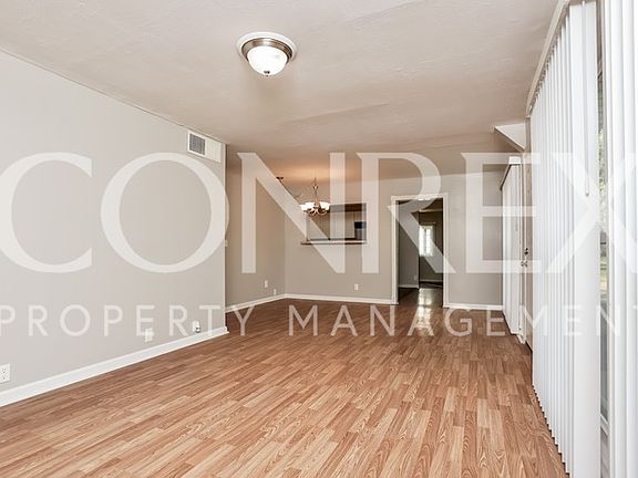 5th image of 978 Dawnview Dr
