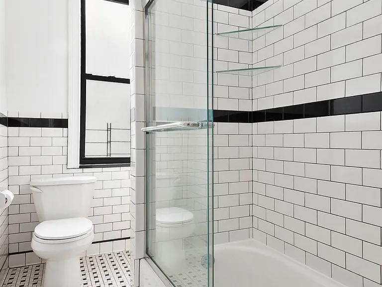 208 Prospect Park W #4C — Photo 8