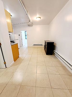 3rd image of 673 Dawson St #19D