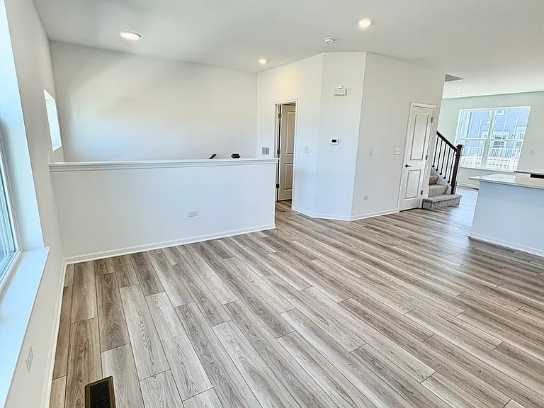25752 W Yorkshire Dr — Photo 14