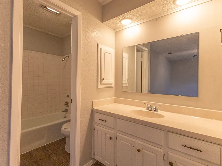 6806 Edmond Ave — Photo 8