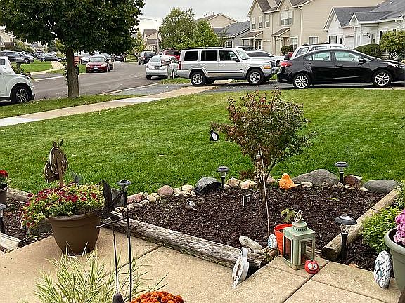3rd image of 2265 Rebecca Cir