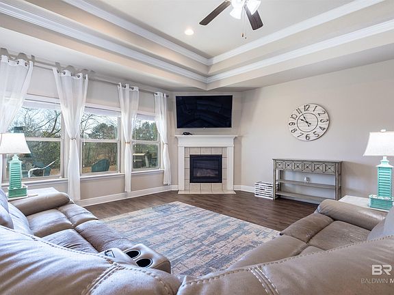 4th image of 7127 Rocky Rd