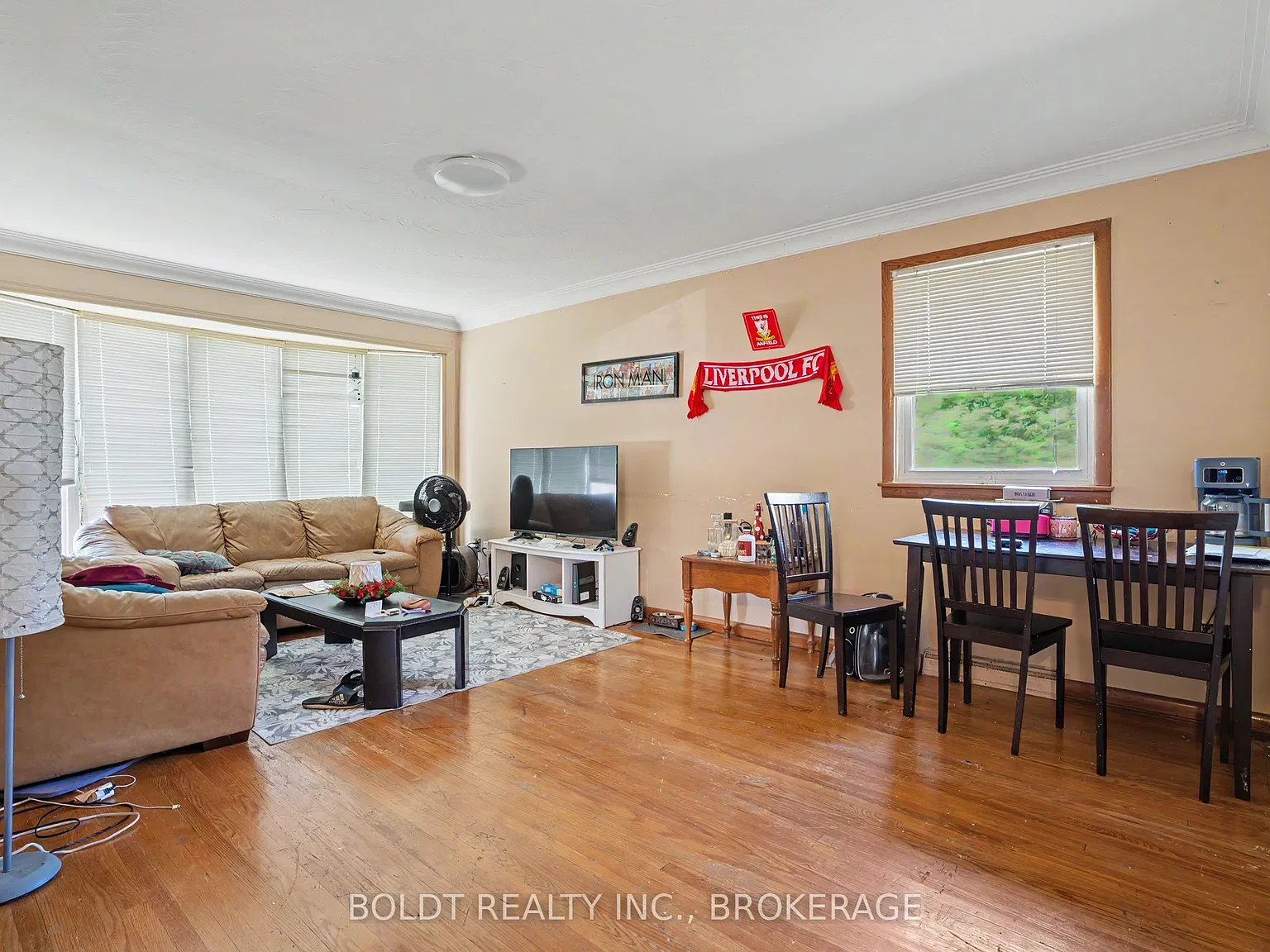 5 bed, $2,150 — Photo 2