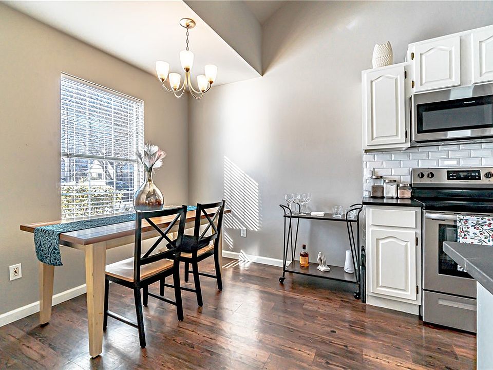 2409 W Ash St, Rogers, AR 72758 Zillow