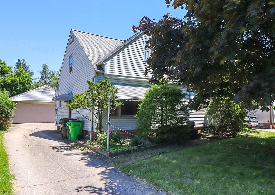 1st image of 446 Terrace Dr