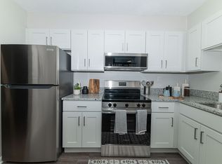 Vetra Hurstbourne, Louisville, KY 40223