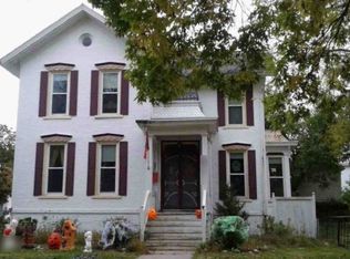 501 S 4th St, Watertown, WI 53094