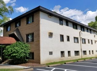 2923 E 34th St APT 202, Minneapolis, MN 55406