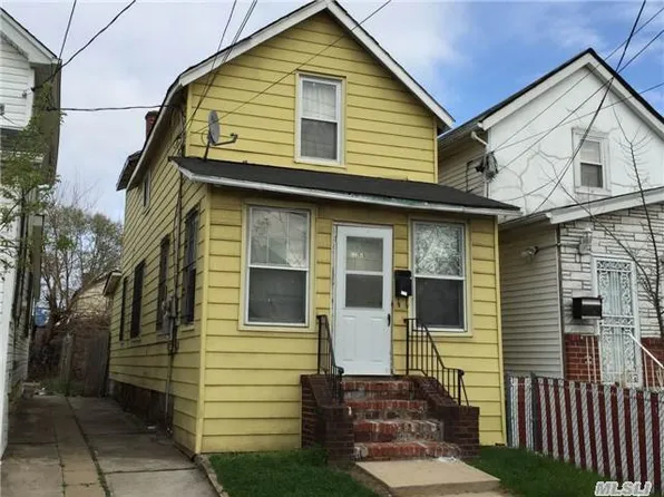 12825 147th St, Jamaica, NY 11436